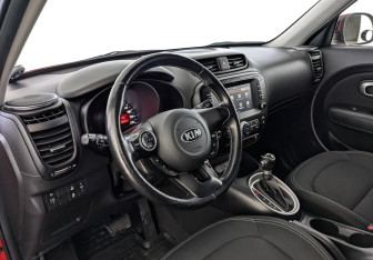 Подержанный автомобиль Kia Soul 2017 года (15 фото)