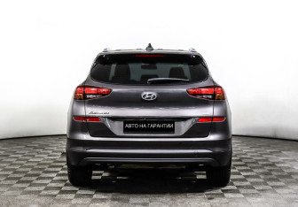 Подержанный автомобиль Hyundai Tucson 2019 года (5 фото)