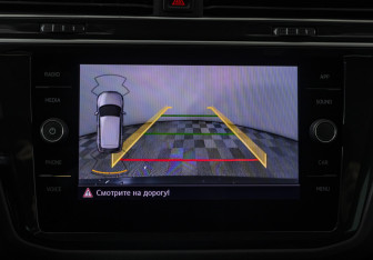 Подержанный автомобиль Volkswagen Tiguan 2019 года (16 фото)