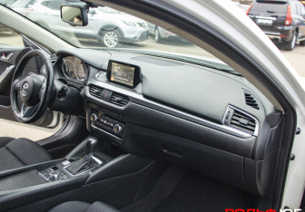 Подержанный автомобиль Mazda 6 Sedan 2015 года (14 фото)