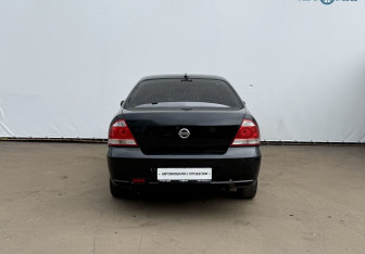 Подержанный автомобиль Nissan Almera Classic 2007 года (6 фото)