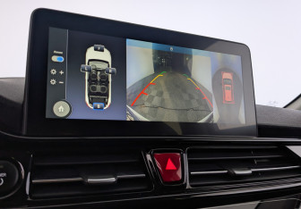 Подержанный автомобиль Москвич 3е 2023 года (26 фото)