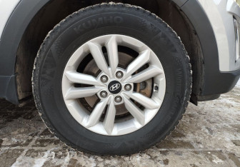 Подержанный автомобиль Hyundai Creta 2017 года (15 фото)