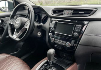 Подержанный автомобиль Nissan Qashqai 2021 года (9 фото)