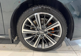 Подержанный автомобиль Chery Arrizo 8 2023 года (10 фото)