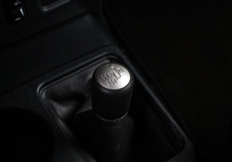 Подержанный автомобиль Toyota FJ Cruiser 2007 года (13 фото)