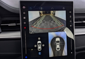 Подержанный автомобиль Москвич 6 2023 года (26 фото)