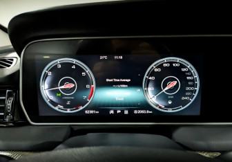 Подержанный автомобиль Hongqi HS5 2020 года (13 фото)