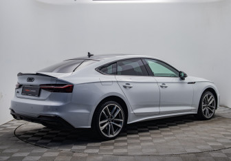 Подержанный автомобиль Audi A5 Liftback 2020 года (5 фото)