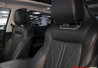 Подержанный автомобиль Changan UNI-K 2023 года (20 фото)