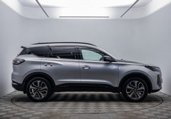 Подержанный автомобиль Chery Tiggo 7 Pro Max 2024 года (4 фото)