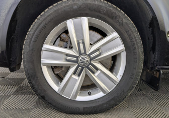 Подержанный автомобиль Volkswagen Multivan 2020 года (12 фото)