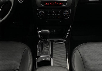 Подержанный автомобиль Kia Sorento 2019 года (13 фото)