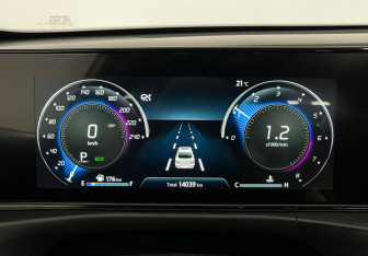 Подержанный автомобиль Changan Eado Plus 2023 года (11 фото)