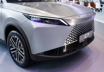 Новый Omoda C7 2025 (8 фото)