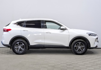 Подержанный автомобиль Haval F7 2023 года (4 фото)