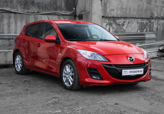 Подержанный автомобиль Mazda 3 Hatchback 2010 года (3 фото)