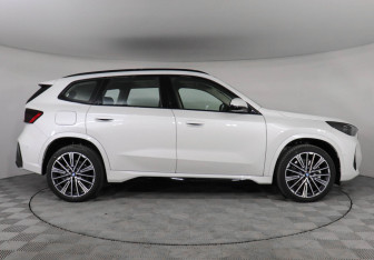 Новый BMW X1 2026 (6 фото)