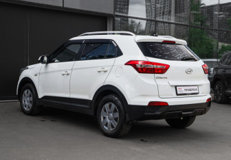 Подержанный автомобиль Hyundai Creta 2016 года (6 фото)
