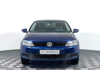 Подержанный автомобиль Volkswagen Jetta Sedan 2014 года (2 фото)