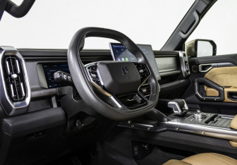 Подержанный автомобиль Jetour T2 2024 года (10 фото)