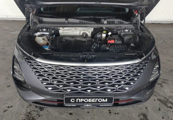 Подержанный автомобиль Omoda C5 2022 года (20 фото)