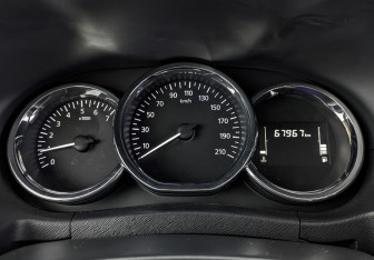 Подержанный автомобиль Nissan Terrano 2019 года (16 фото)