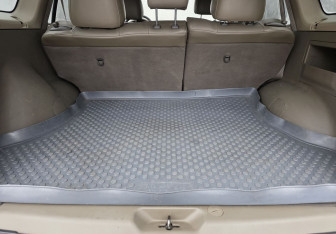 Подержанный автомобиль Hyundai Santa Fe 2003 года (17 фото)