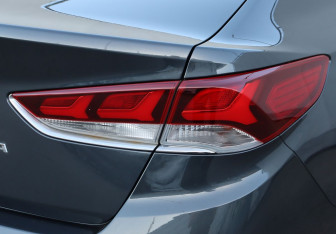 Подержанный автомобиль Hyundai Sonata 2017 года (24 фото)