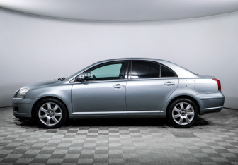 Подержанный автомобиль Toyota Avensis Sedan 2007 года (8 фото)