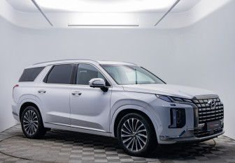 Подержанный автомобиль Hyundai Palisade 2023 года (7 фото)