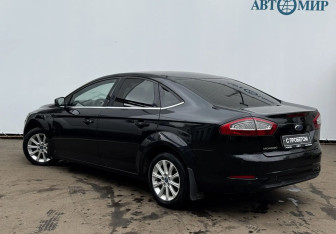Подержанный автомобиль Ford Mondeo Sedan 2012 года (7 фото)