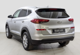 Подержанный автомобиль Hyundai Tucson 2020 года (7 фото)