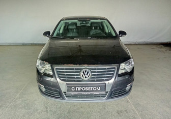 Подержанный автомобиль Volkswagen Passat Sedan 2008 года (2 фото)