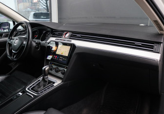 Подержанный автомобиль Volkswagen Passat Wagon 2018 года (7 фото)
