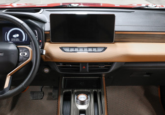 Подержанный автомобиль Haval Jolion 2023 года (14 фото)