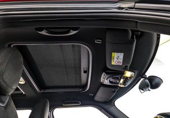 Подержанный автомобиль MINI Clubman Wagon 2021 года (22 фото)