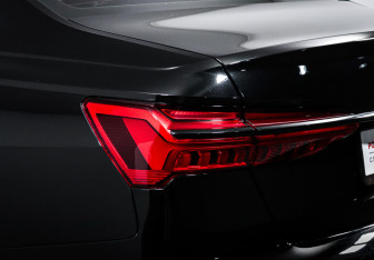 Подержанный автомобиль Audi A6 Sedan 2019 года (16 фото)