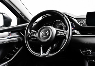 Подержанный автомобиль Mazda 6 Sedan 2019 года (8 фото)