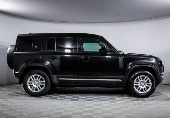 Подержанный автомобиль Land Rover Defender Suv 2021 года (4 фото)