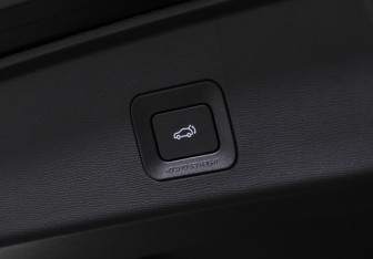 Подержанный автомобиль GAC GS3 2024 года (22 фото)