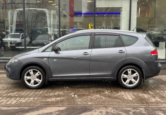 Подержанный автомобиль SEAT Altea 2012 года (5 фото)