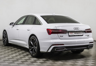 Подержанный автомобиль Audi A6 Sedan 2019 года (7 фото)