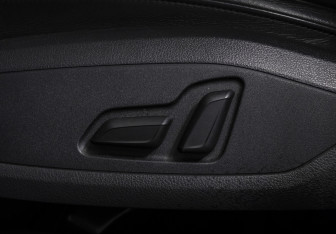 Подержанный автомобиль Audi A4 Sedan 2020 года (16 фото)