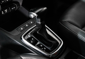 Подержанный автомобиль Kia Rio Sedan 2017 года (12 фото)