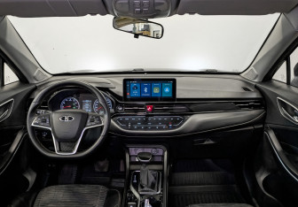 Подержанный автомобиль Москвич 3 2023 года (17 фото)