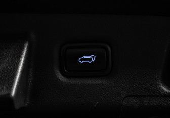 Подержанный автомобиль Hyundai Santa Fe 2022 года (14 фото)