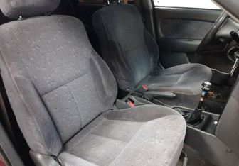 Подержанный автомобиль Kia Spectra Sedan 2007 года (15 фото)