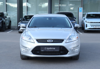 Подержанный автомобиль Ford Mondeo Sedan 2011 года (2 фото)