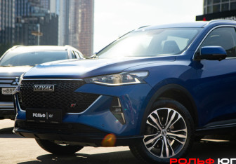 Подержанный автомобиль Haval F7 2022 года (15 фото)